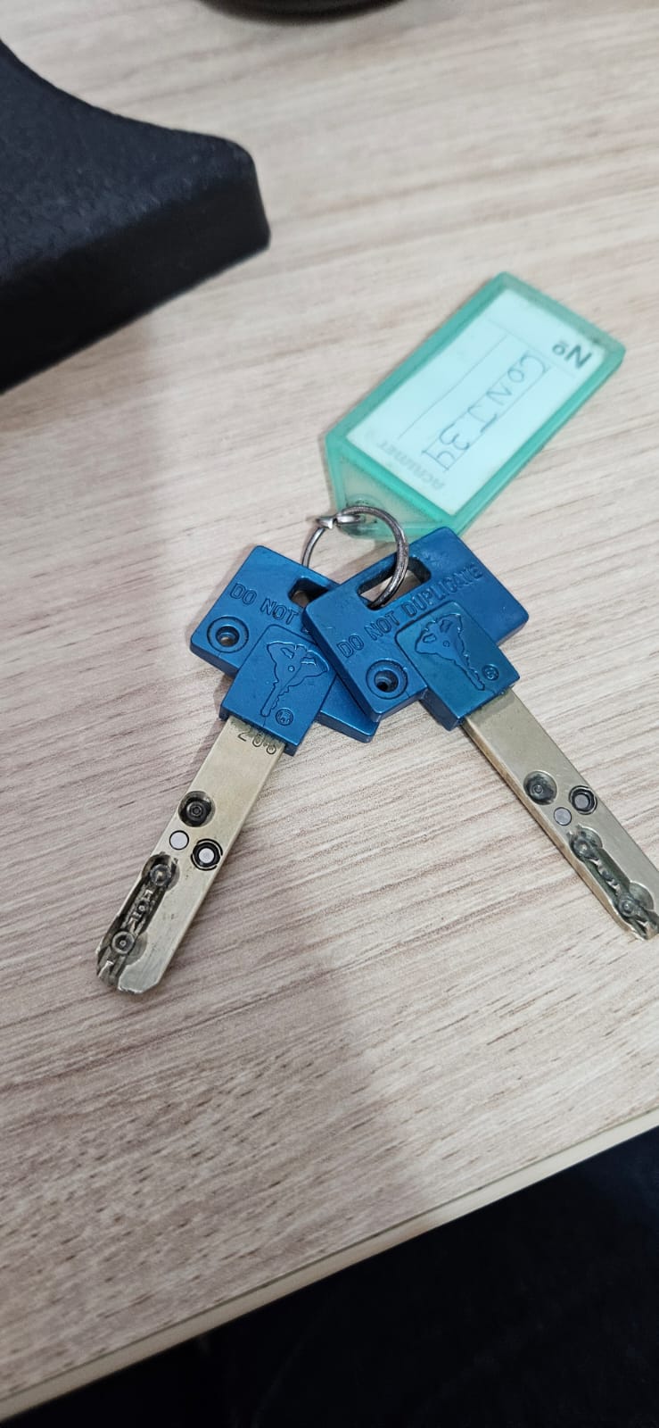 Chaves do novo escritório da Nordja, empresa de assistência executiva no Brasil, marcando nova fase presencial